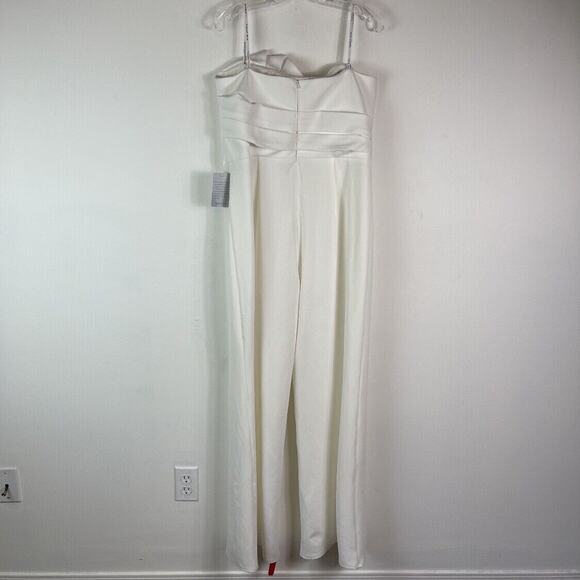 Tadashi Shoji NWT Women's Strapless Minimalistic Crepe Jumpsuit Ivory XL - Picture 4 of 9